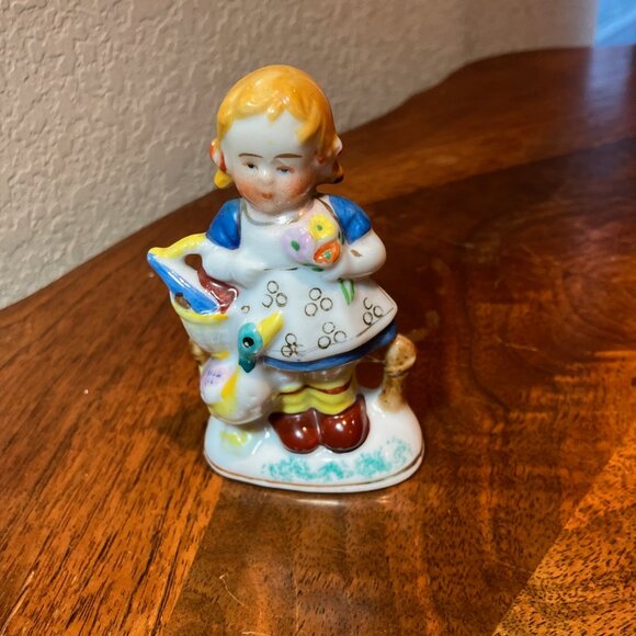 Pair of Occupied Japan (1940's) Ceramic Children Figurines - Picture 6 of 9